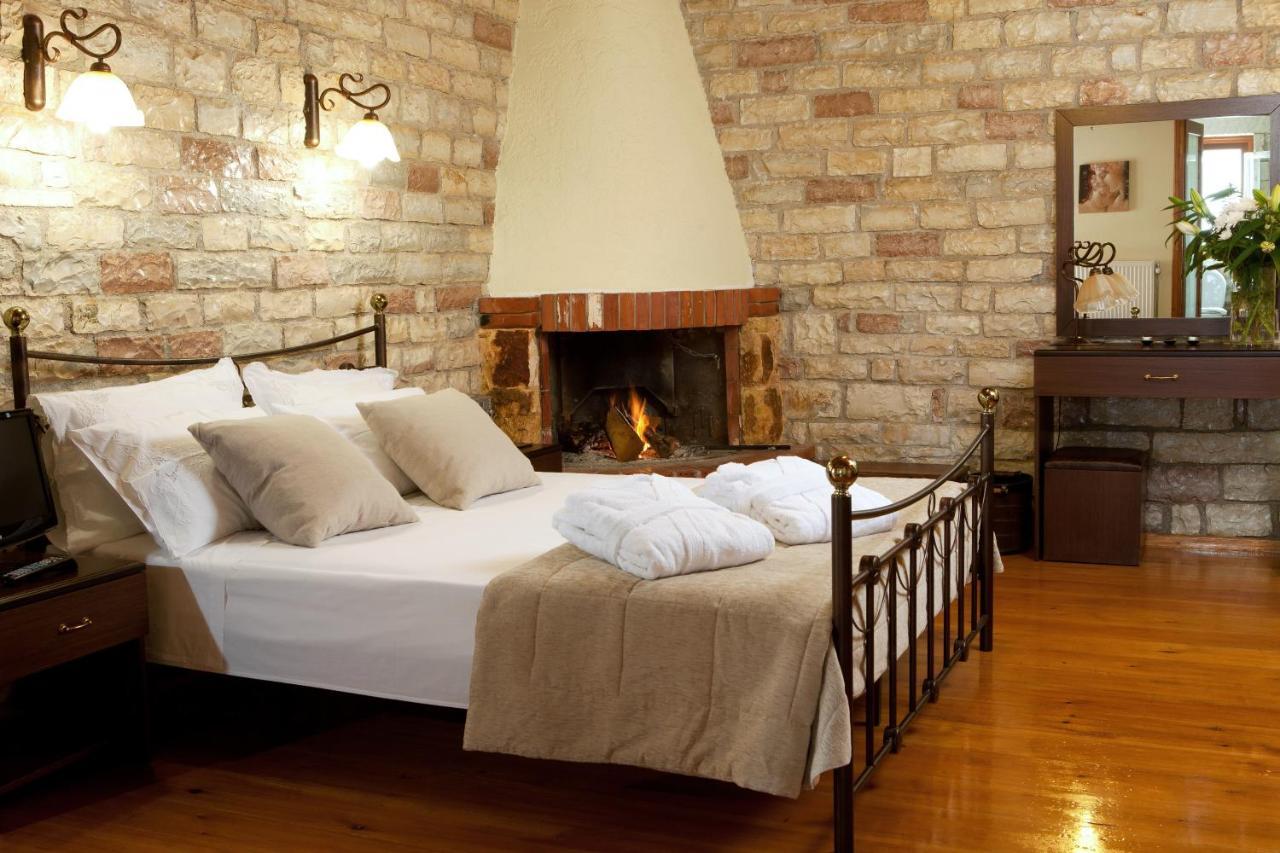 Nisista Lodge Mountain View Rodavgi Room photo